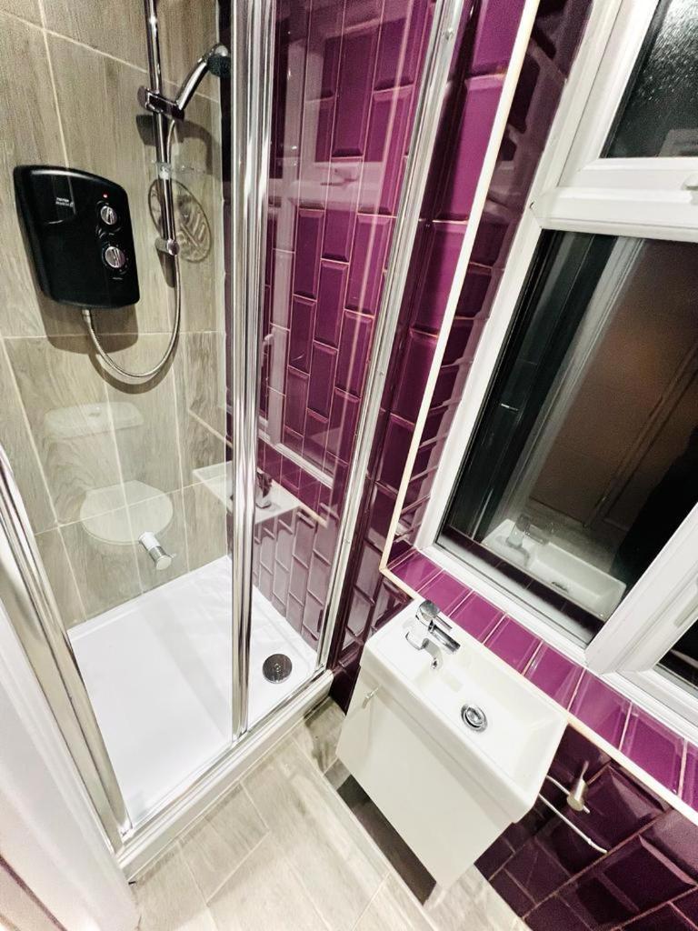 London Crescent House Top Location Ensuites Rooms Great Value Экстерьер фото